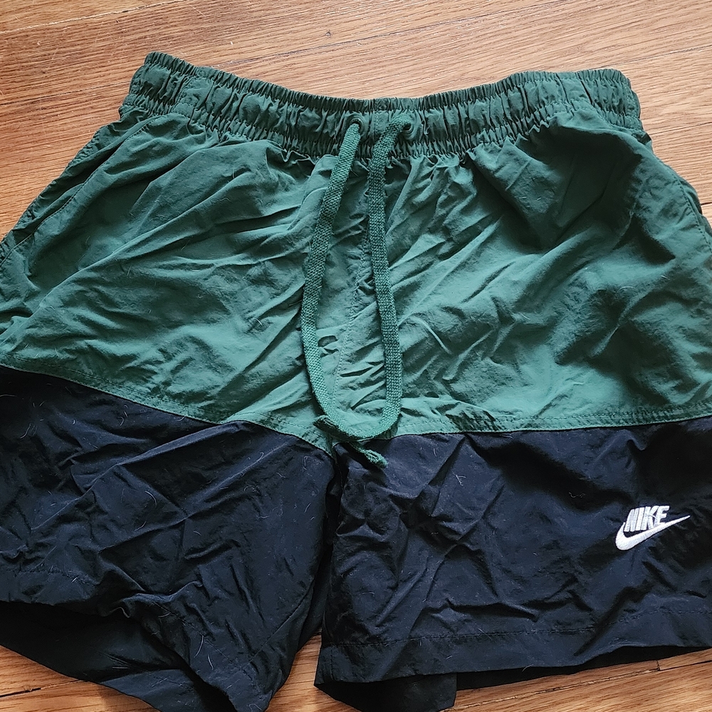 Nike Men's Athletic Shorts in Forest Green and Black